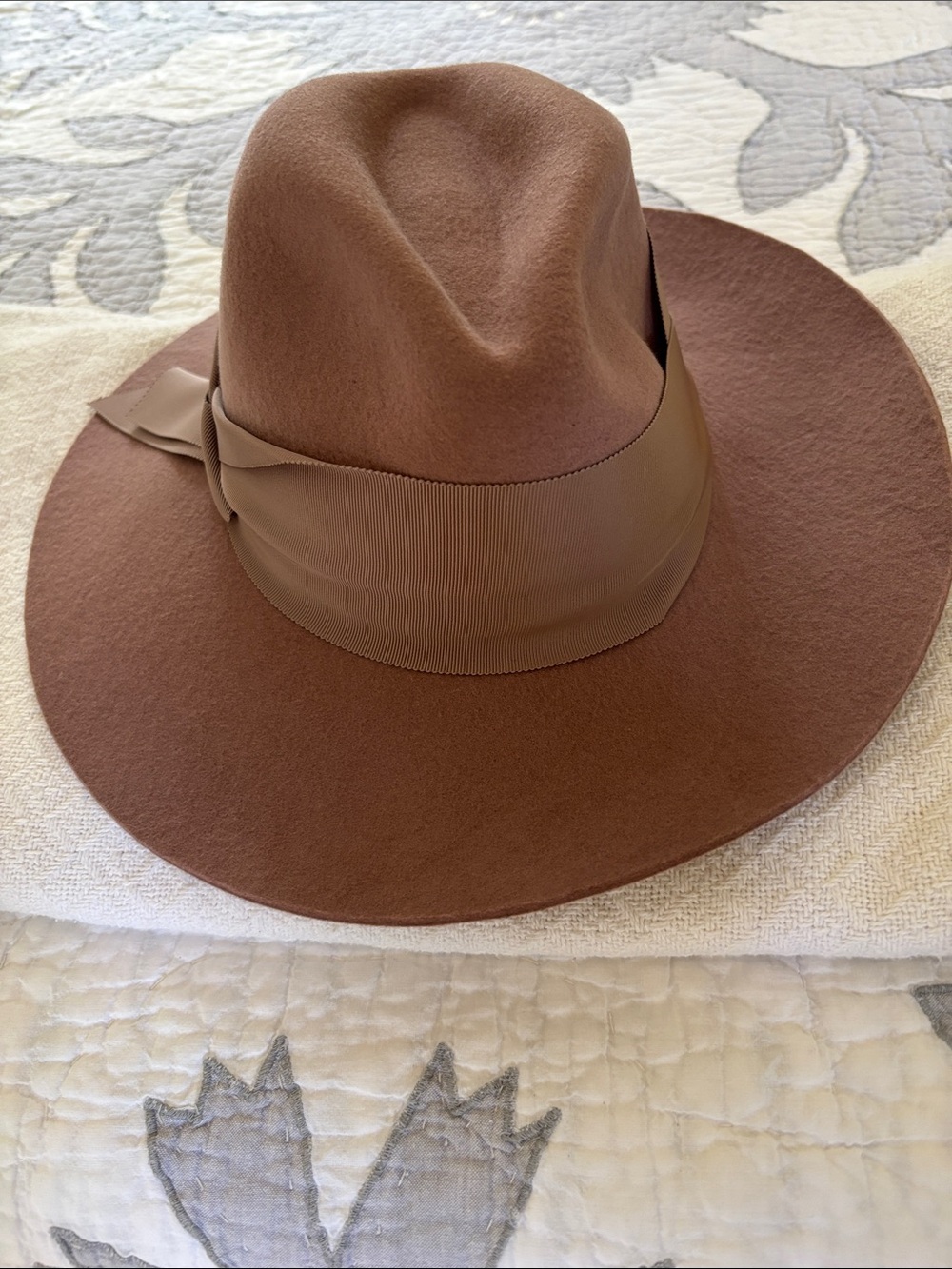 Freya wool felt fedora in mauve S/M